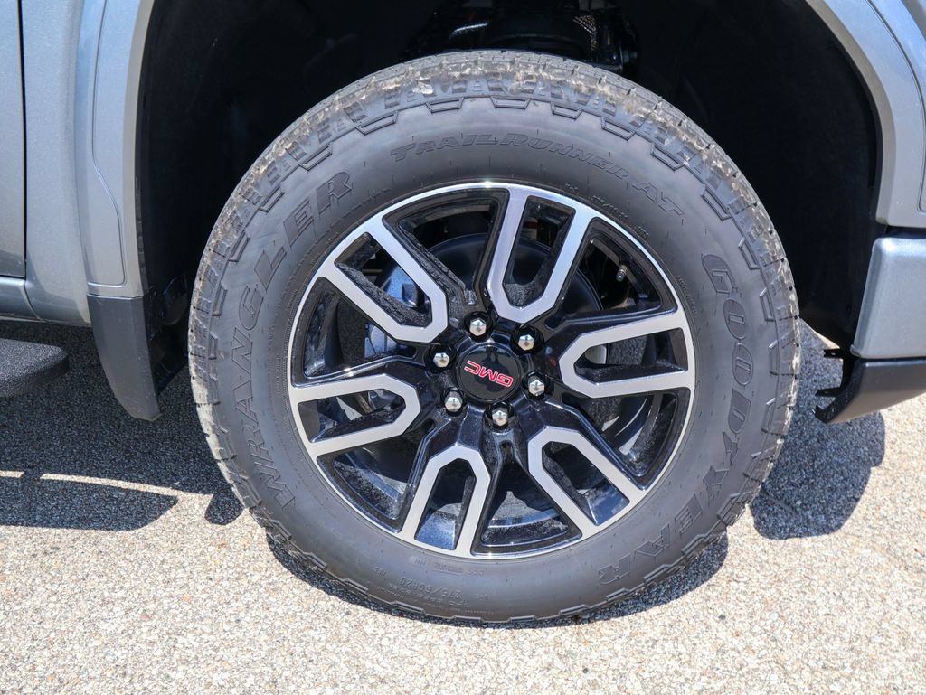 New 2026 GMC Sierra 1500 AT4 w/ AT4 Premium Package AWD/4WD image 34