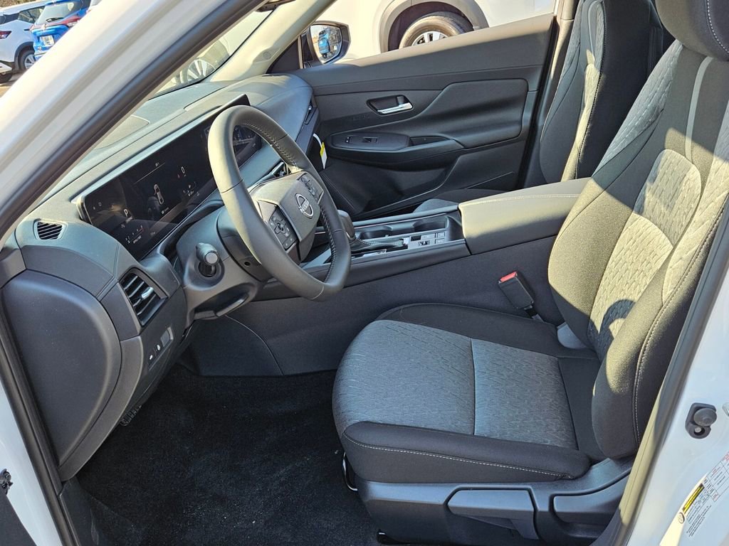 New 2026 Nissan Sentra SV w/ SV Convenience Package image 3