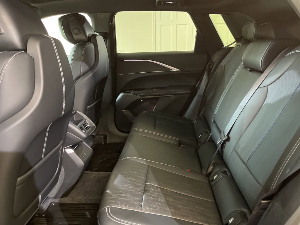 Certified 2024 Cadillac Lyriq Sport AWD/4WD image 12