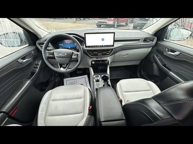 Certified 2023 Ford Escape Platinum AWD/4WD image 12