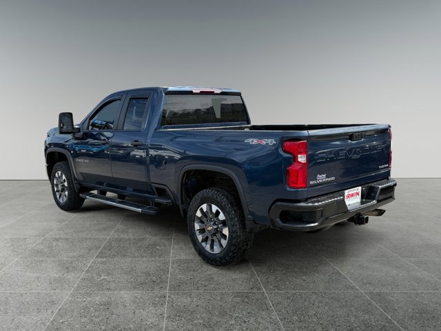 Used 2021 Chevrolet Silverado 2500 Custom w/ Custom Value Package AWD/4WD image 3