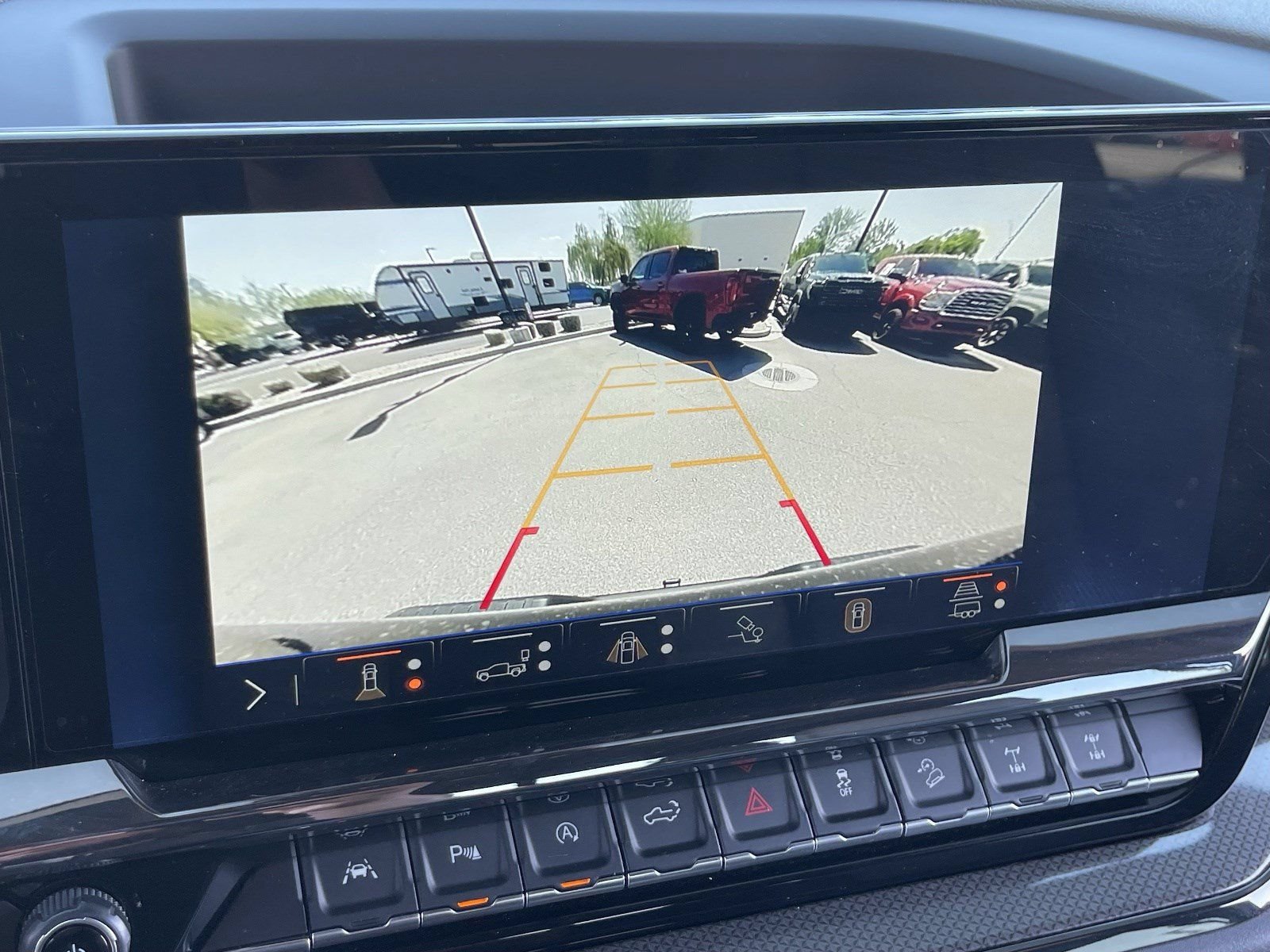 Certified 2025 Chevrolet Silverado 1500 ZR2 AWD/4WD image 31