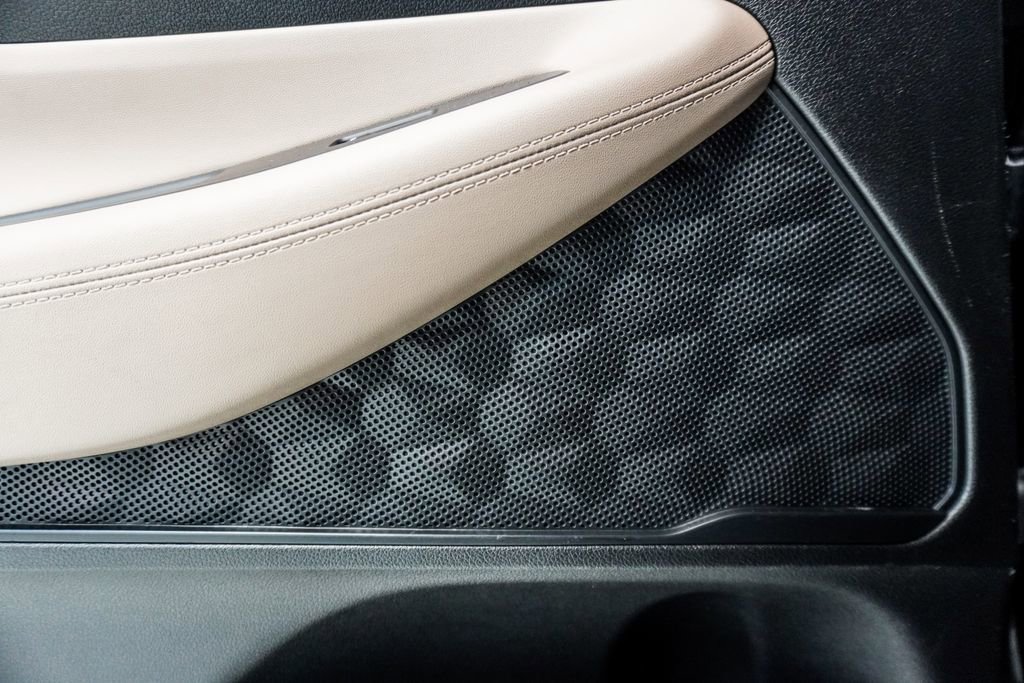 Used 2019 Hyundai Santa Fe SEL image 9