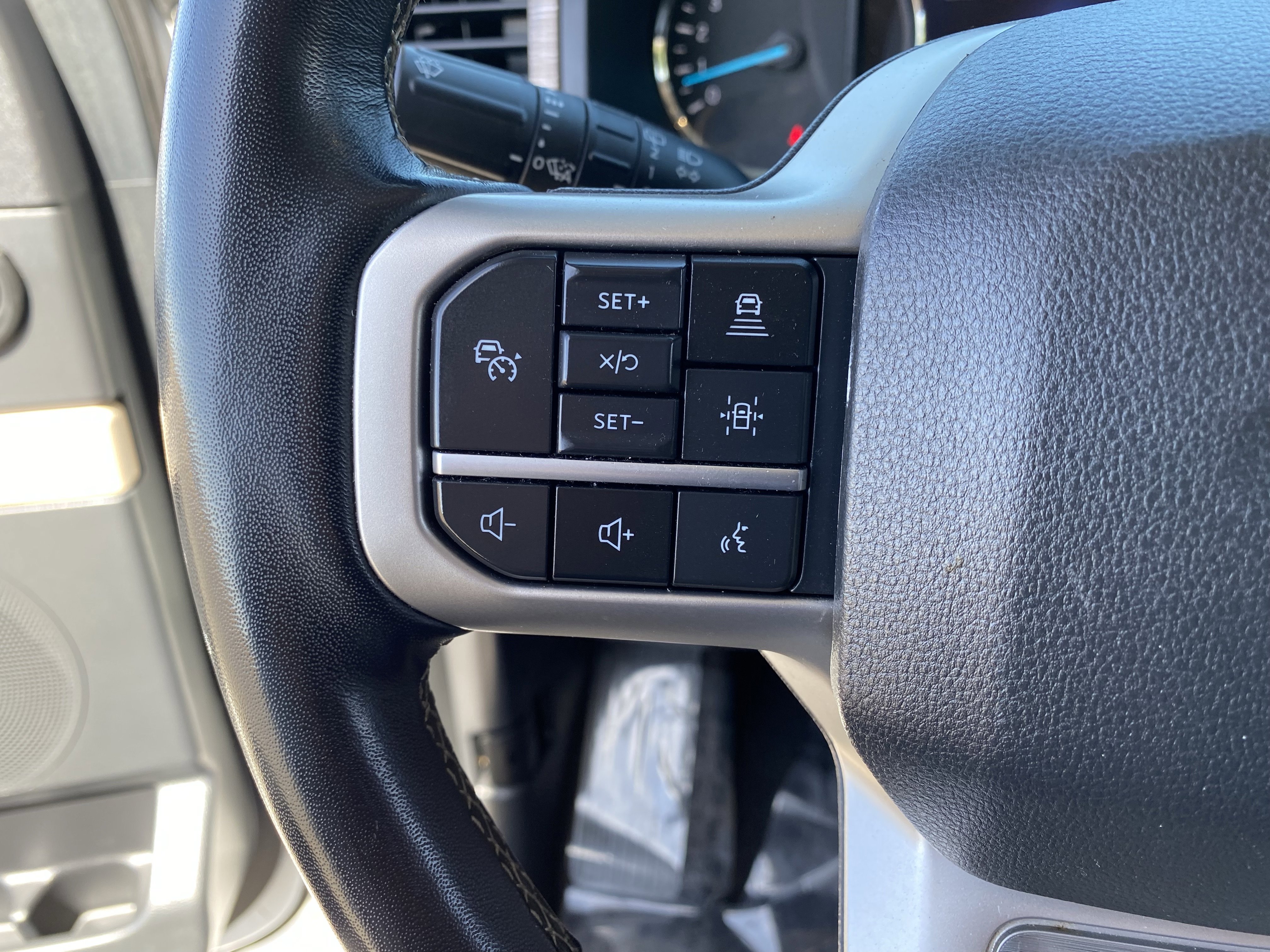 Used 2023 Ford Expedition Max Limited RWD image 30