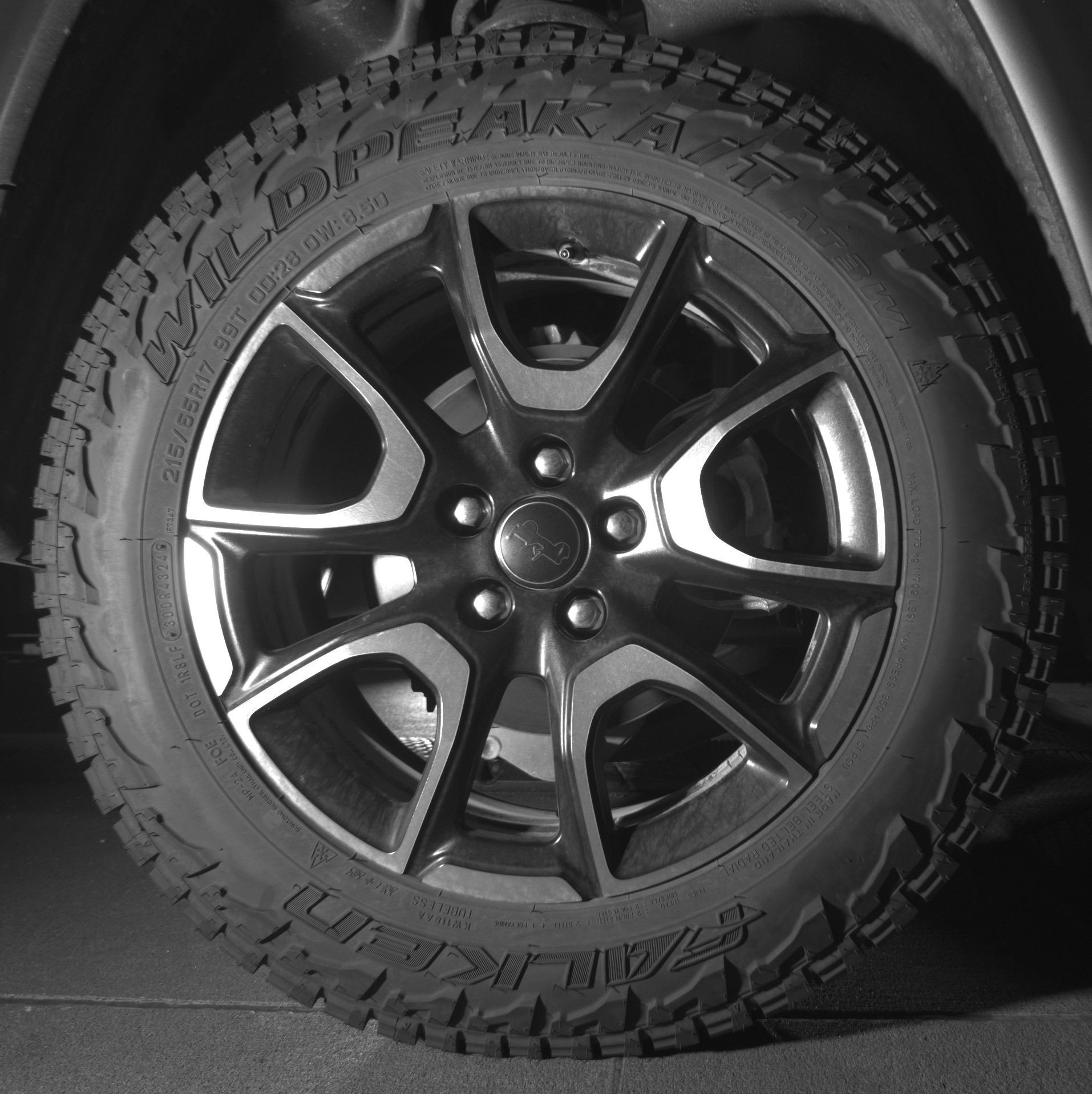Used 2025 Jeep Compass Trailhawk AWD/4WD image 15