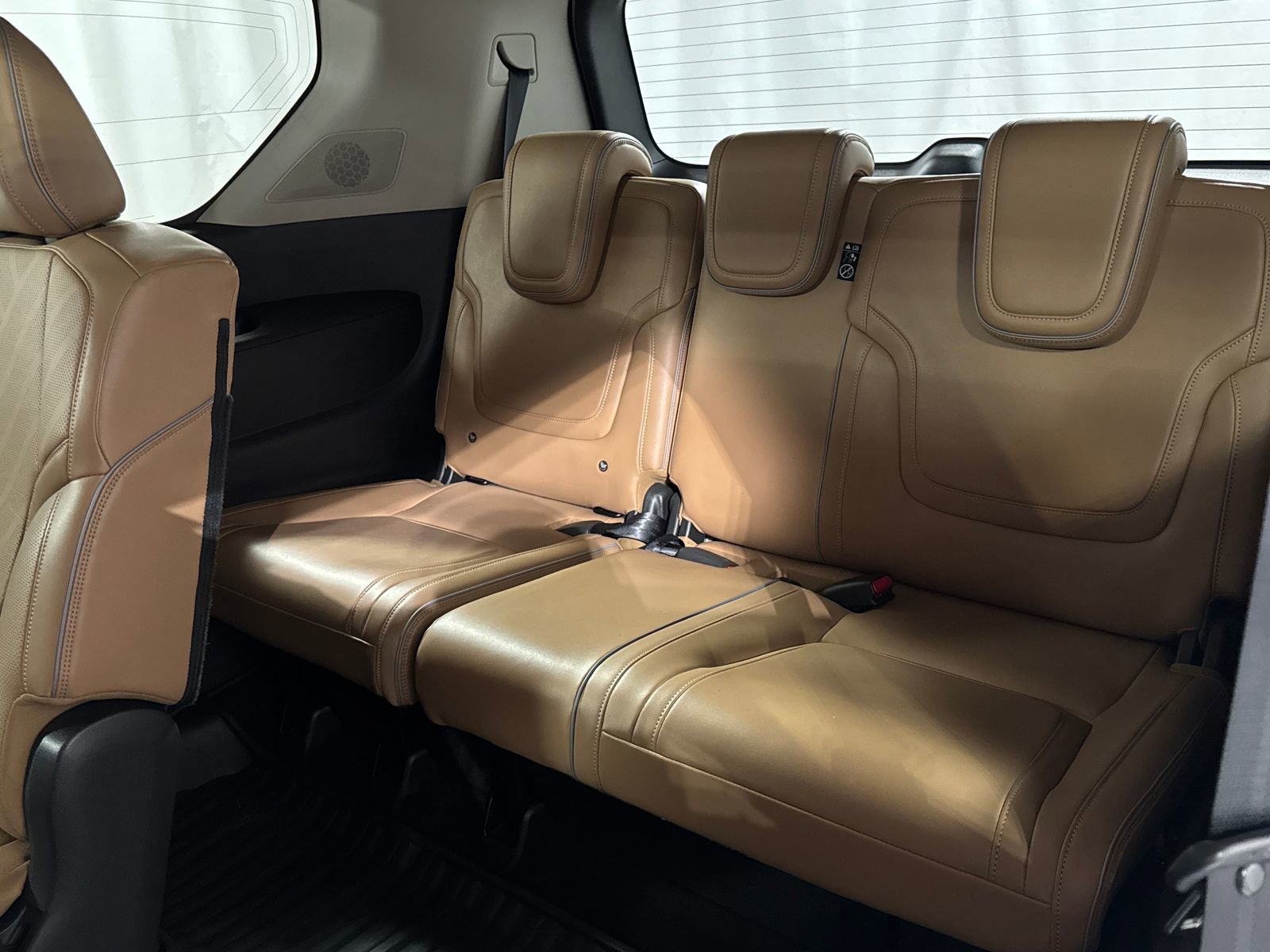 Used 2025 INFINITI QX80 Luxe AWD/4WD image 27