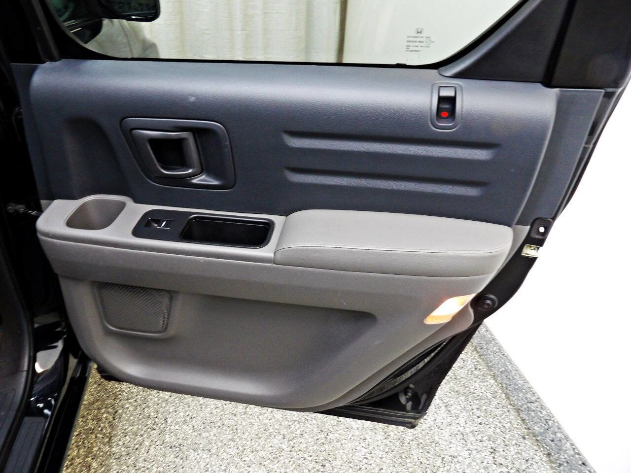 Used 2011 Honda Ridgeline RTL image 12