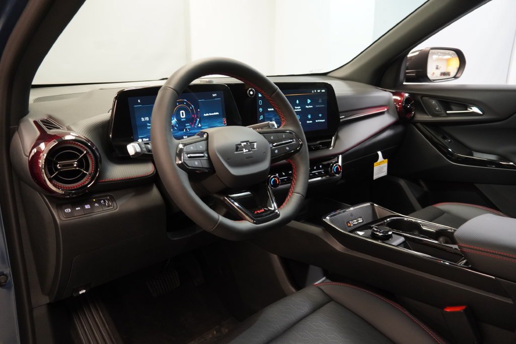 New 2027 Chevrolet Equinox RS w/ Convenience Package III AWD/4WD image 5