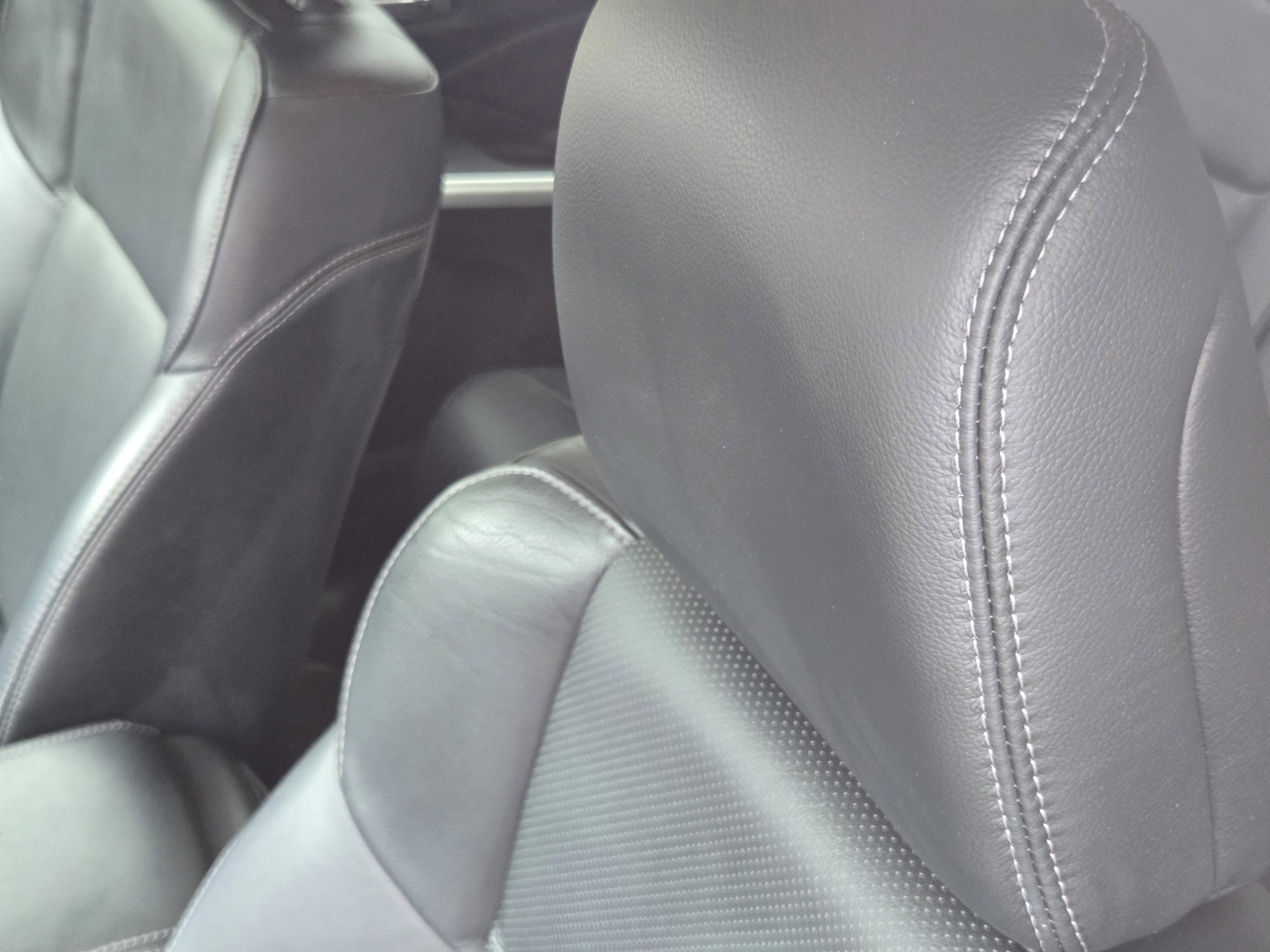 Used 2016 Honda CR-V Touring image 11