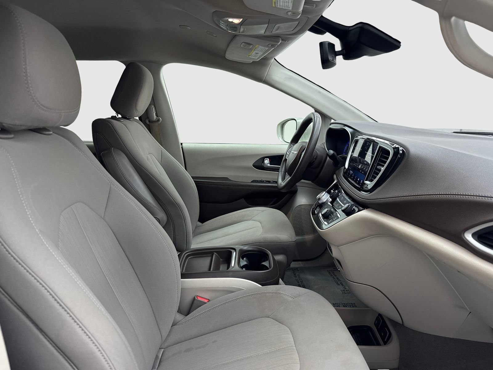 Used 2021 Chrysler Pacifica Touring FWD image 42