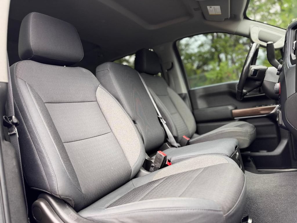 Used 2019 Chevrolet Silverado 1500 LT w/ All-Star Edition AWD/4WD image 28