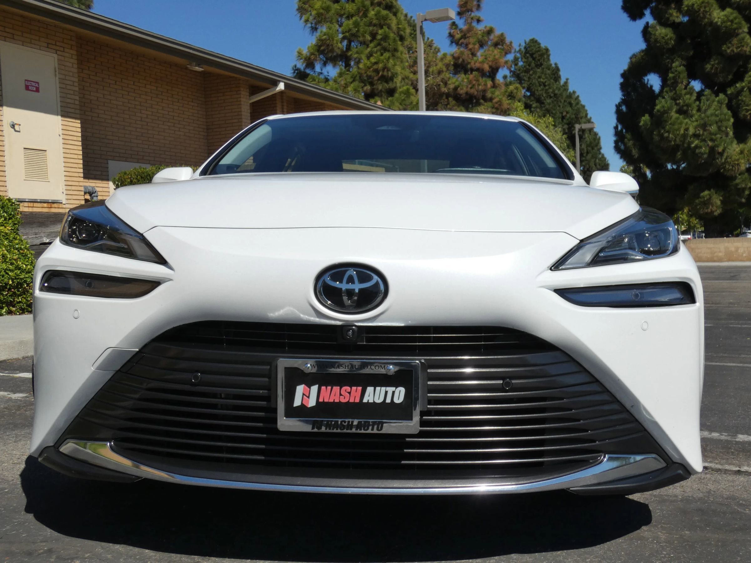 Used 2024 Toyota Mirai XLE Sedan 4D w/ Advanced Technology Package image 17