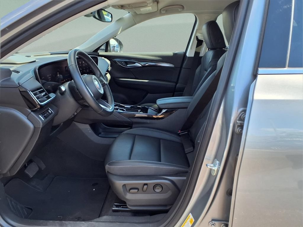 Certified 2025 Buick Envision Preferred AWD/4WD image 15