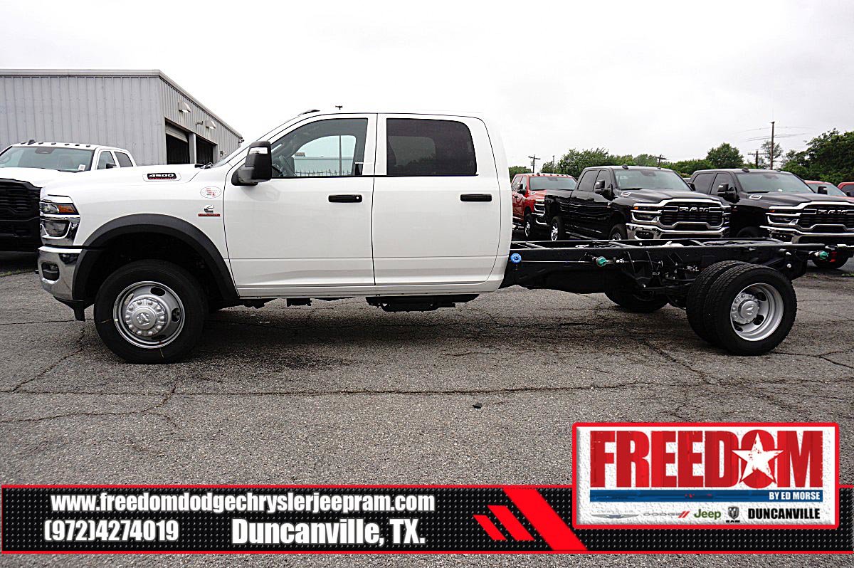New 2026 RAM 4500 Tradesman AWD/4WD image 2
