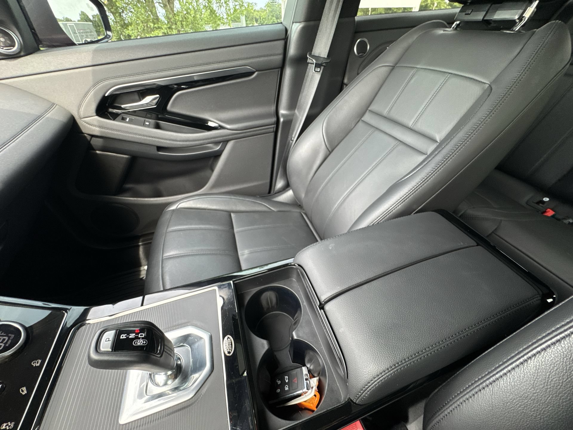 Used 2023 Land Rover Range Rover Evoque R-Dynamic SE AWD/4WD image 20