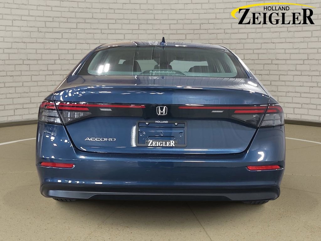 Used 2024 Honda Accord EX image 6