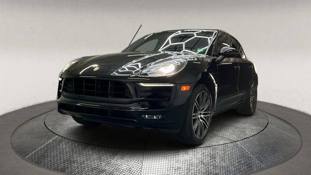 Used 2018 Porsche Macan GTS w/ Premium Package Plus image 4