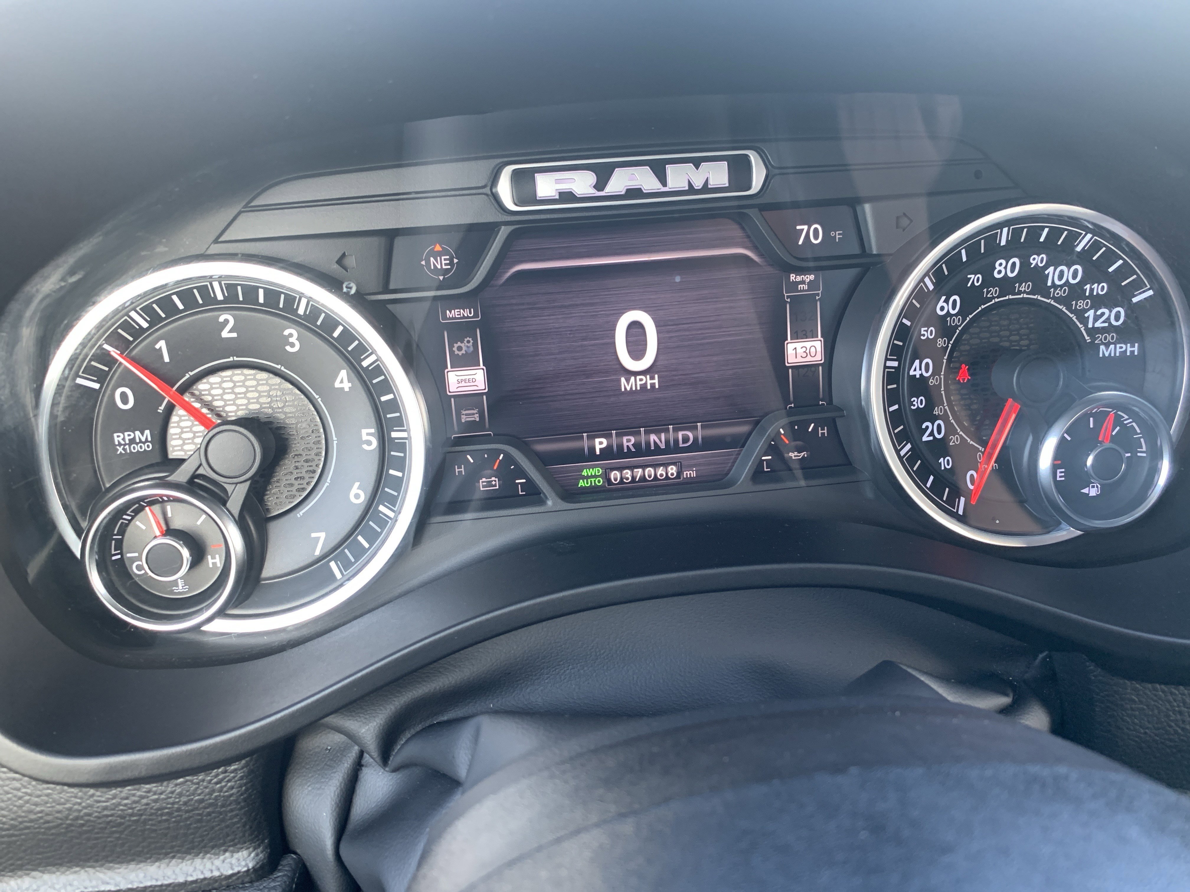 Used 2022 RAM 1500 Big Horn AWD/4WD image 30