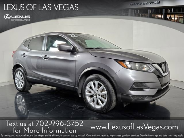 Used 2022 Nissan Rogue Sport S image 1