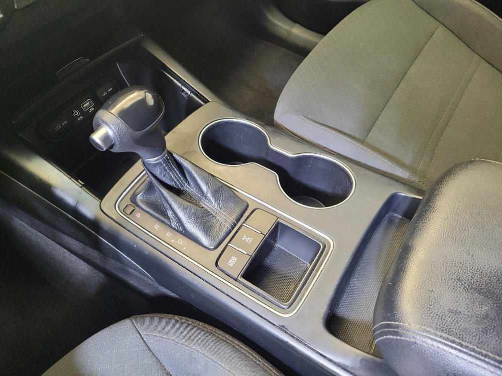 Used 2017 Kia Sorento AWD image 26