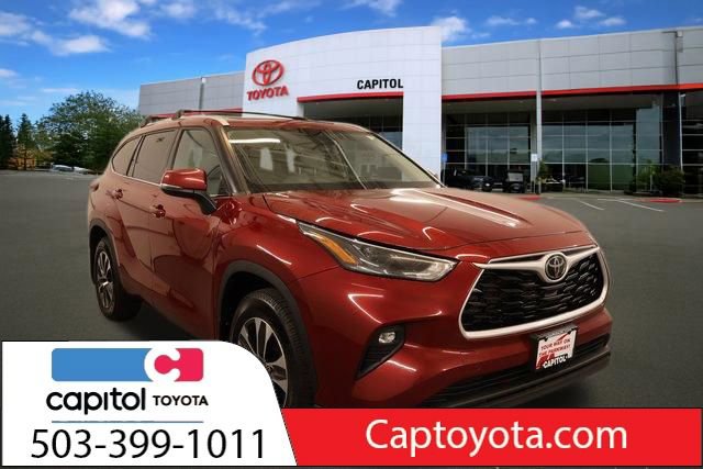 Used 2022 Toyota Highlander XLE AWD/4WD 360° Tour