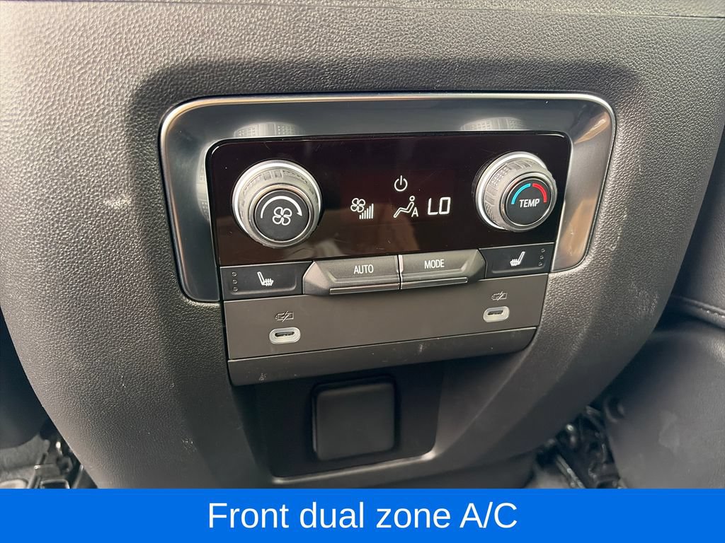 Used 2024 Chevrolet Tahoe Premier AWD/4WD image 12