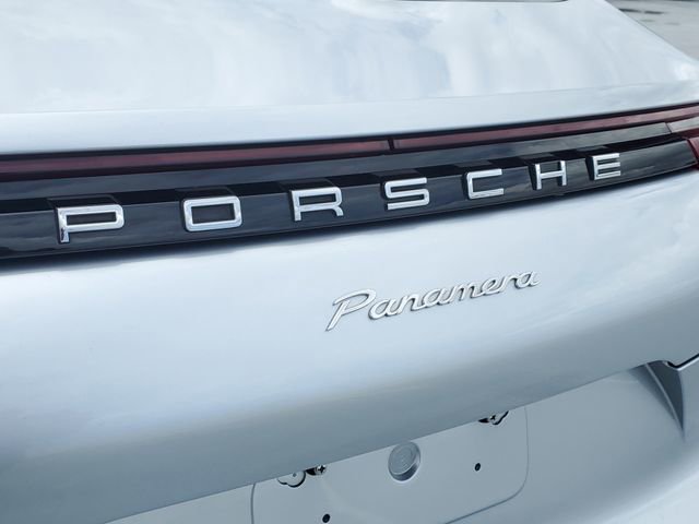 Used 2018 Porsche Panamera image 12
