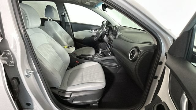 Certified 2023 Hyundai Kona SEL w/ Convenience Package AWD/4WD image 29