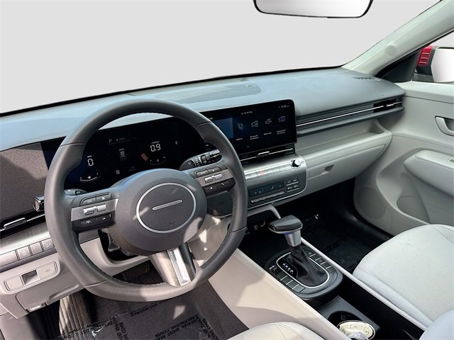 Used 2024 Hyundai Kona SEL image 9
