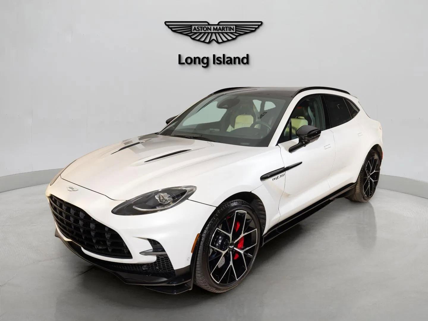 Used 2025 Aston Martin DBX 707 image 55