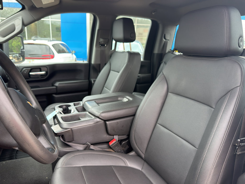 Used 2023 Chevrolet Silverado 2500 W/T w/ WT Safety Package AWD/4WD image 5