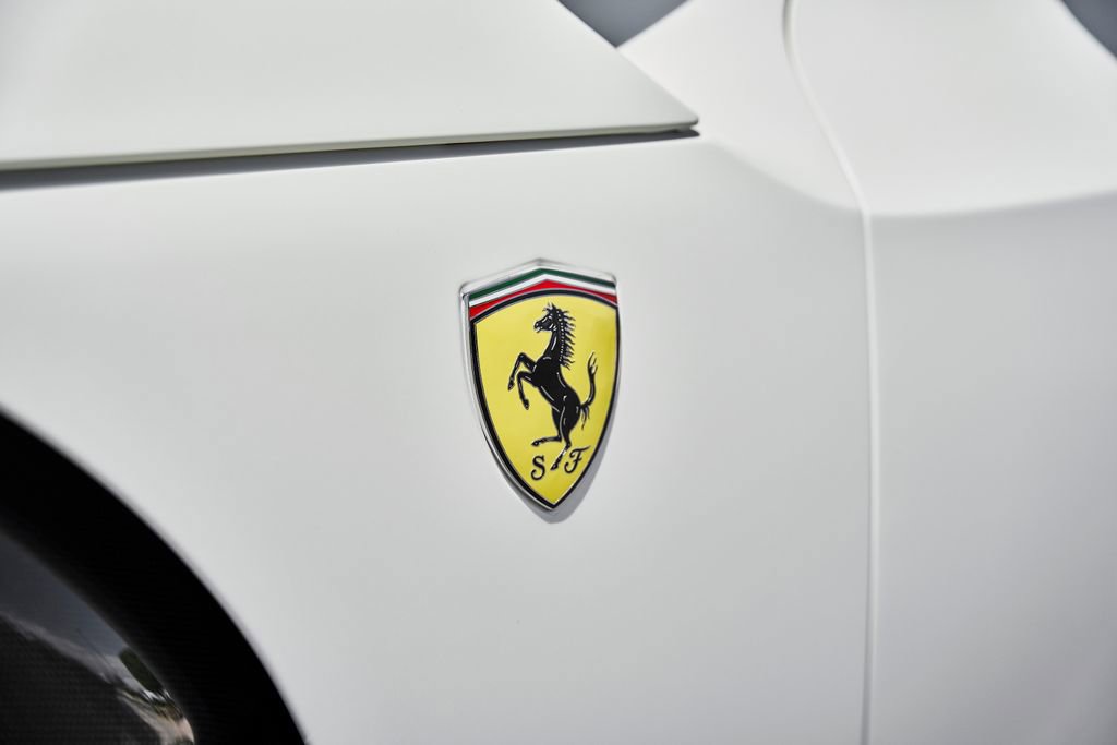 Used 2025 Ferrari Purosangue AWD/4WD image 12