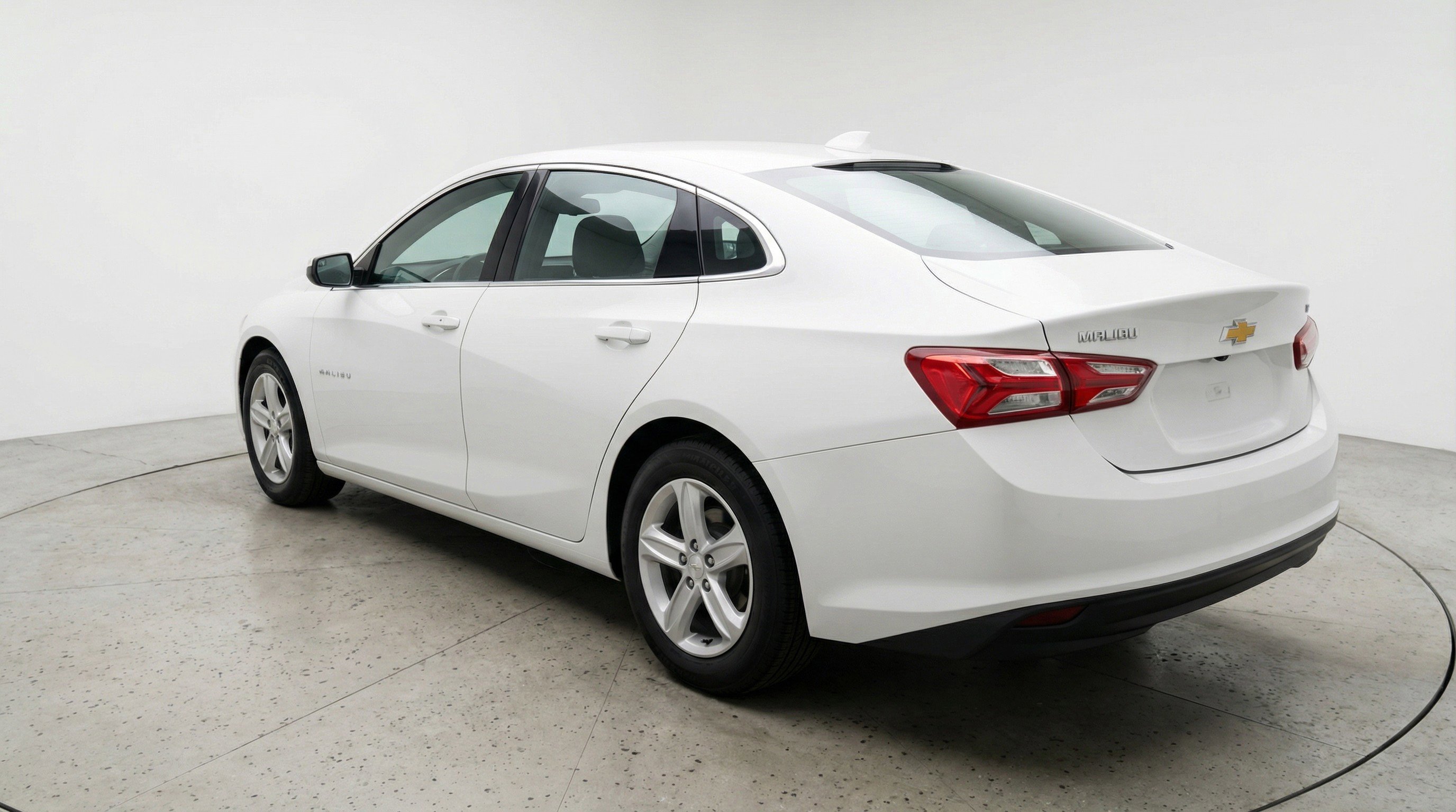 Used 2024 Chevrolet Malibu LT FWD image 6