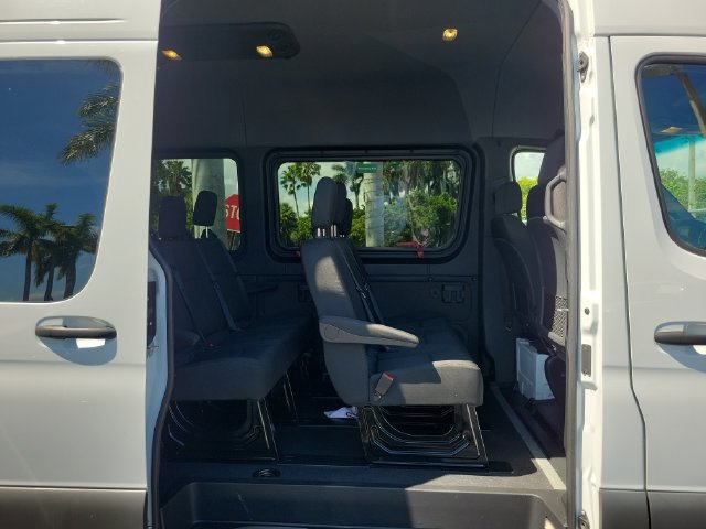 Used 2025 Mercedes-Benz Sprinter 2500 image 11