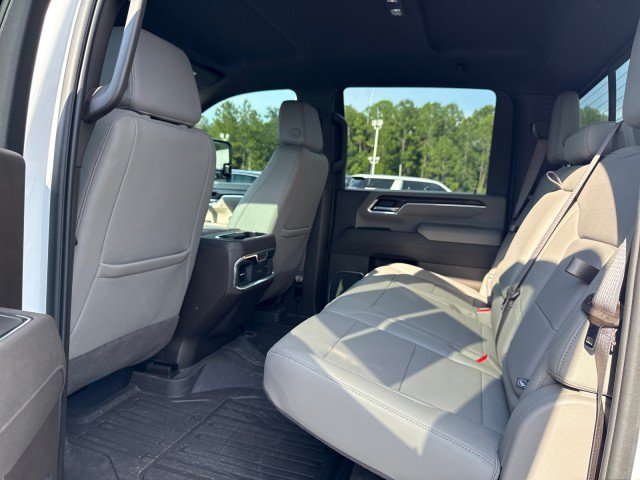 Used 2025 GMC Sierra 2500 SLT w/ SLT Premium Package AWD/4WD image 15