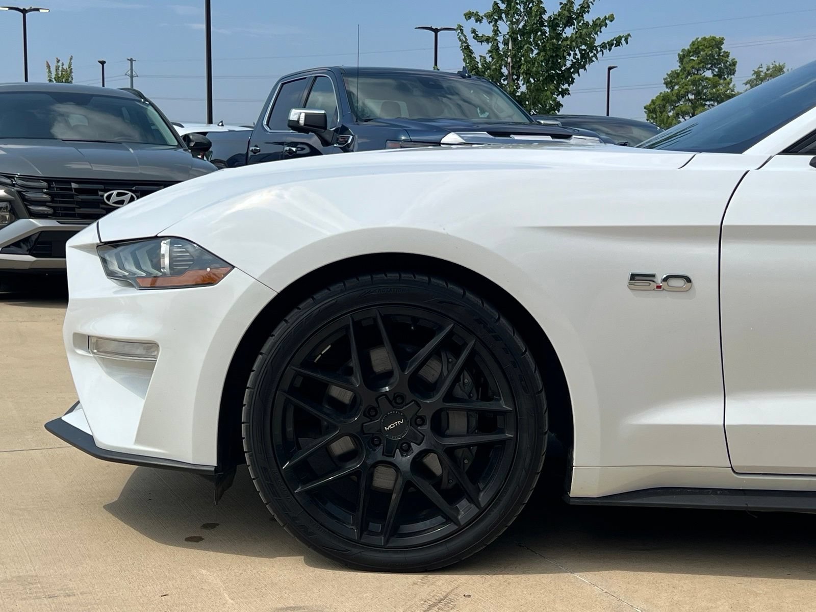 Used 2022 Ford Mustang GT Premium w/ Equipment Group 401A RWD image 8