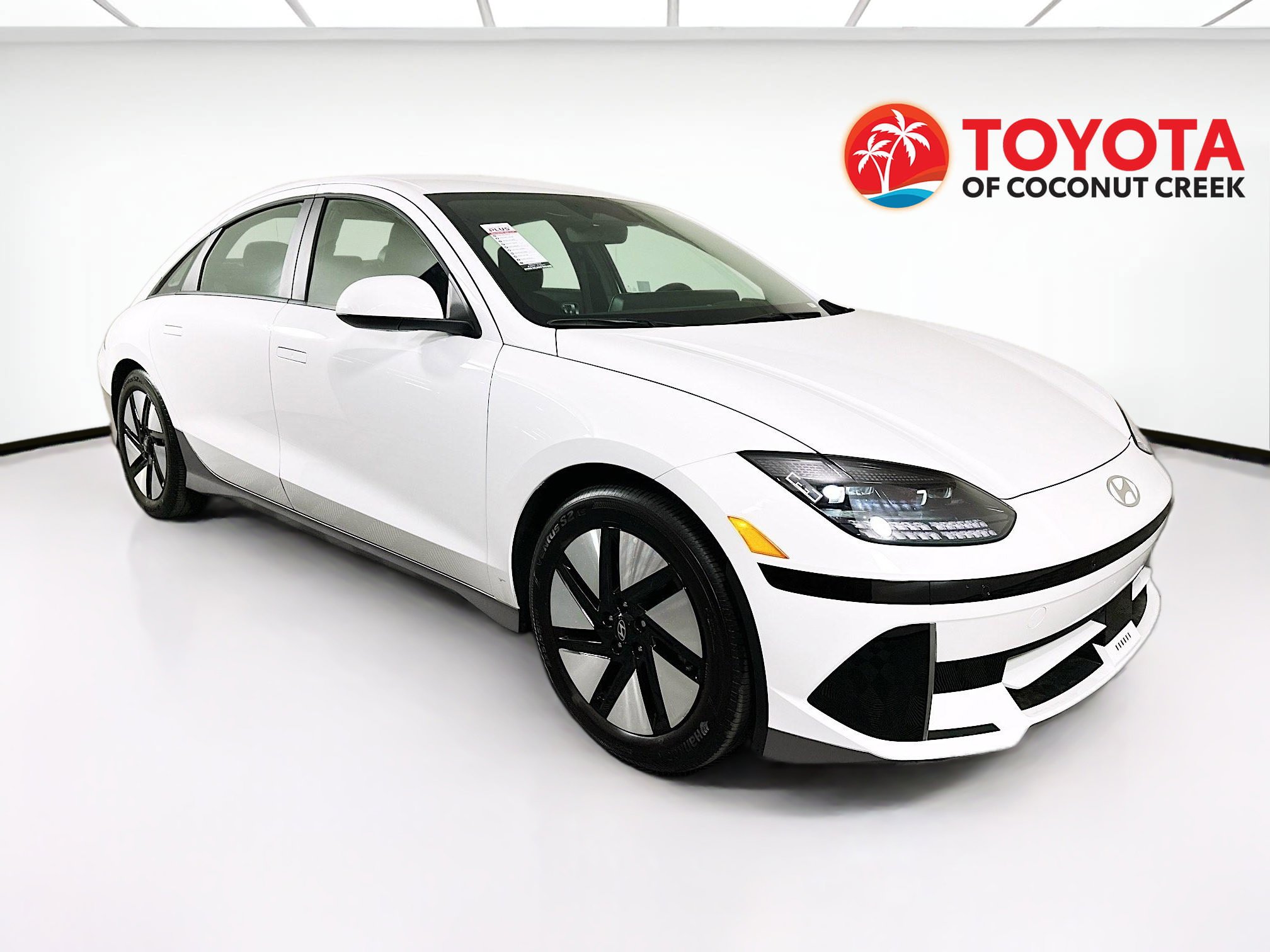 Used 2024 Hyundai Ioniq 6 SE image 1