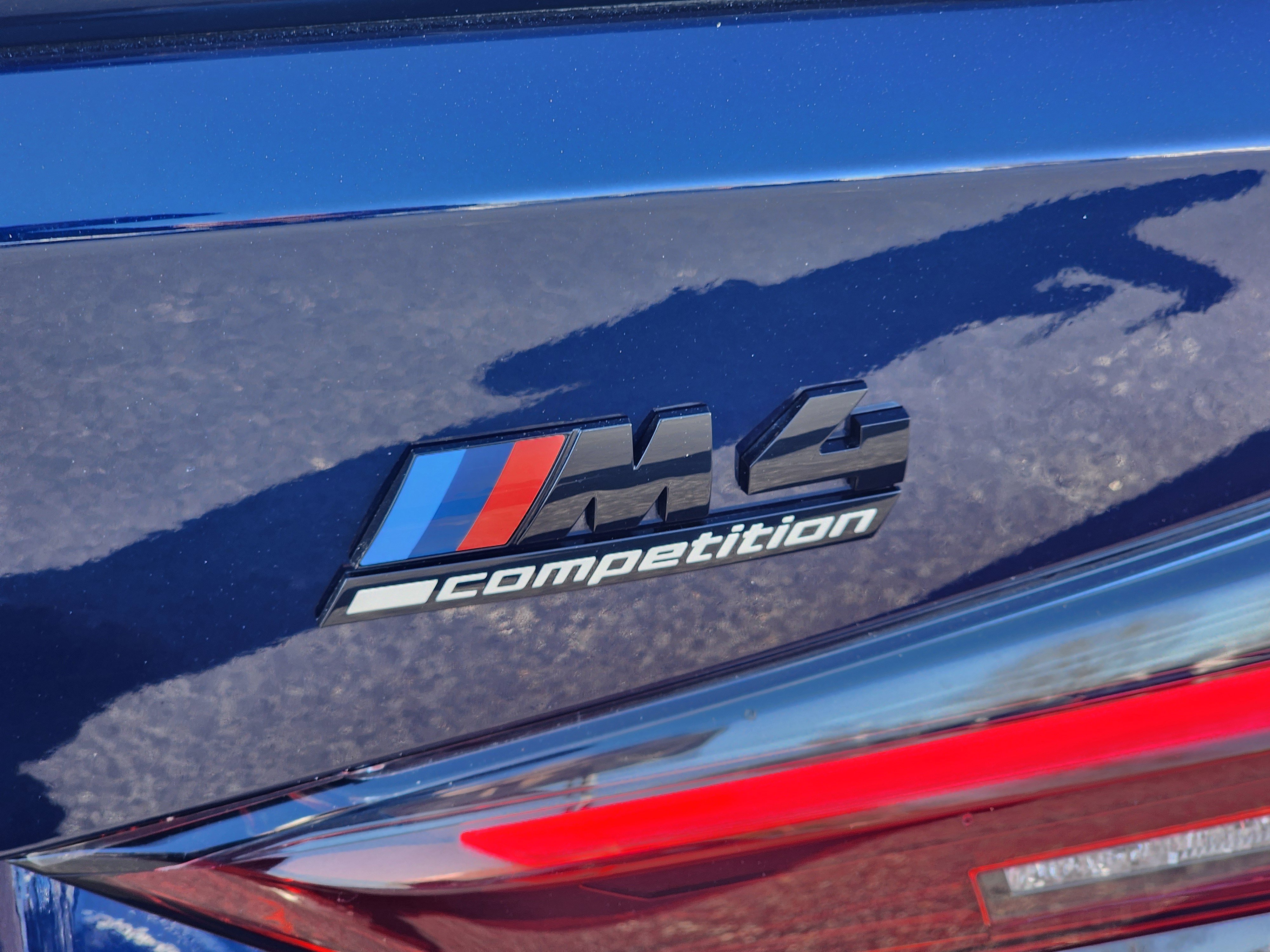 Used 2022 BMW M4 xDrive Competition w/ Executive Package image 11