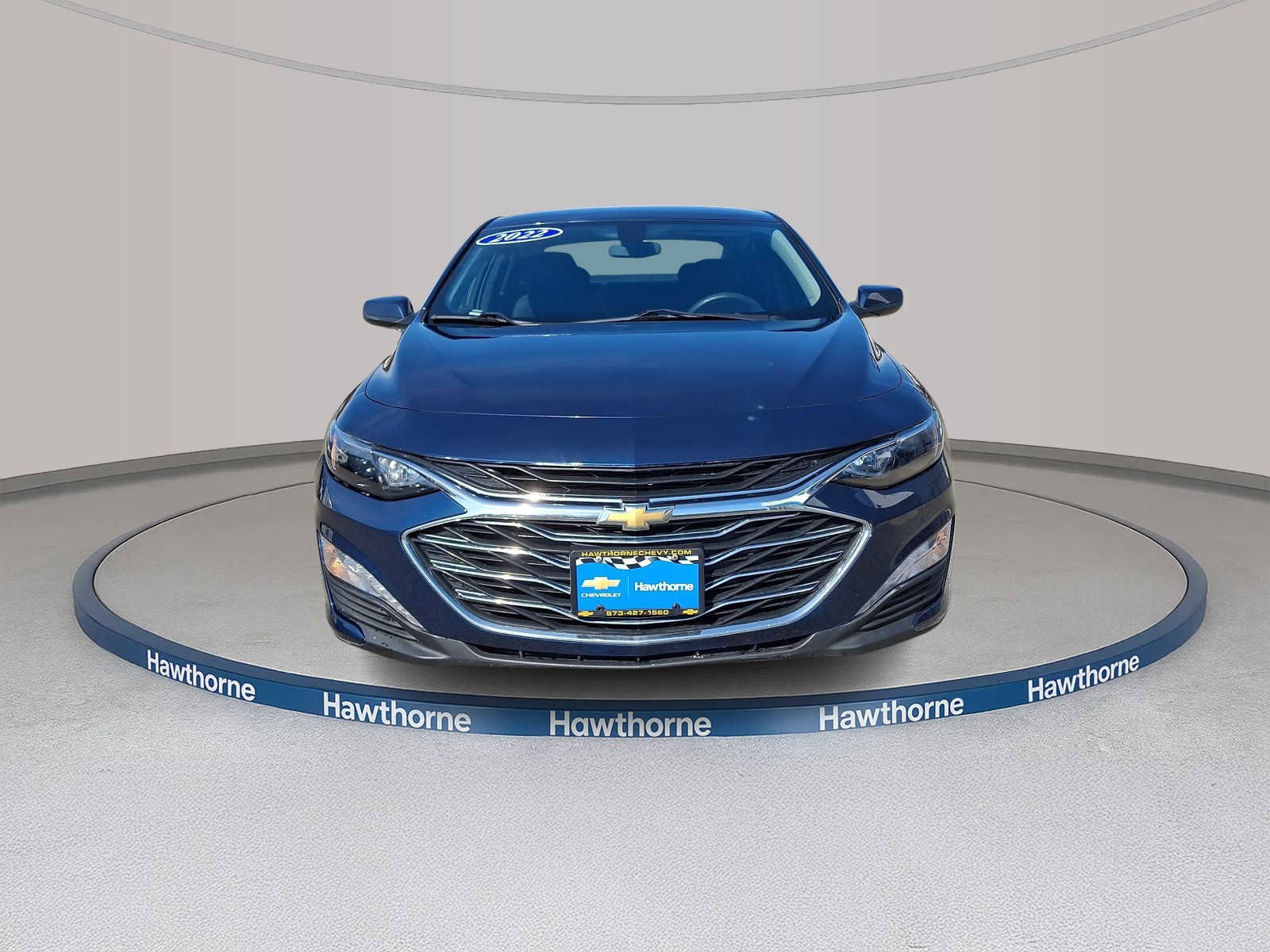 Used 2022 Chevrolet Malibu LT image 2