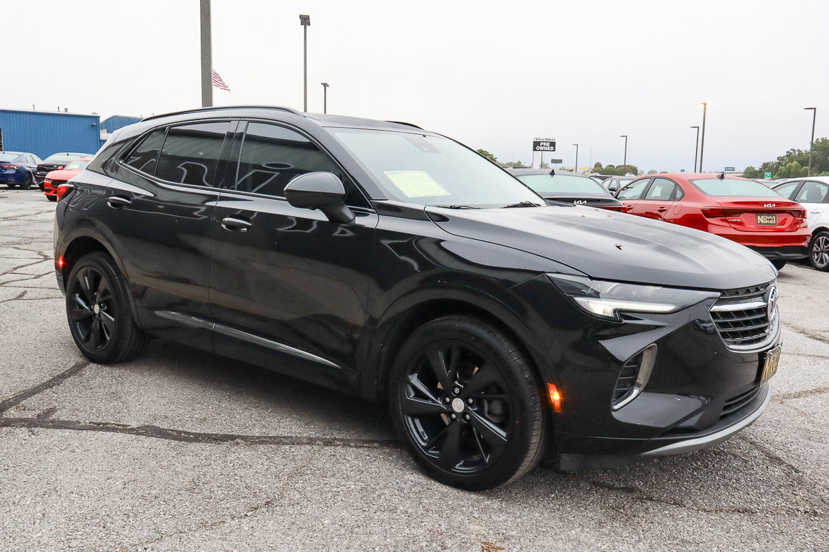 Used 2021 Buick Envision Essence w/ Technology Package I image 3