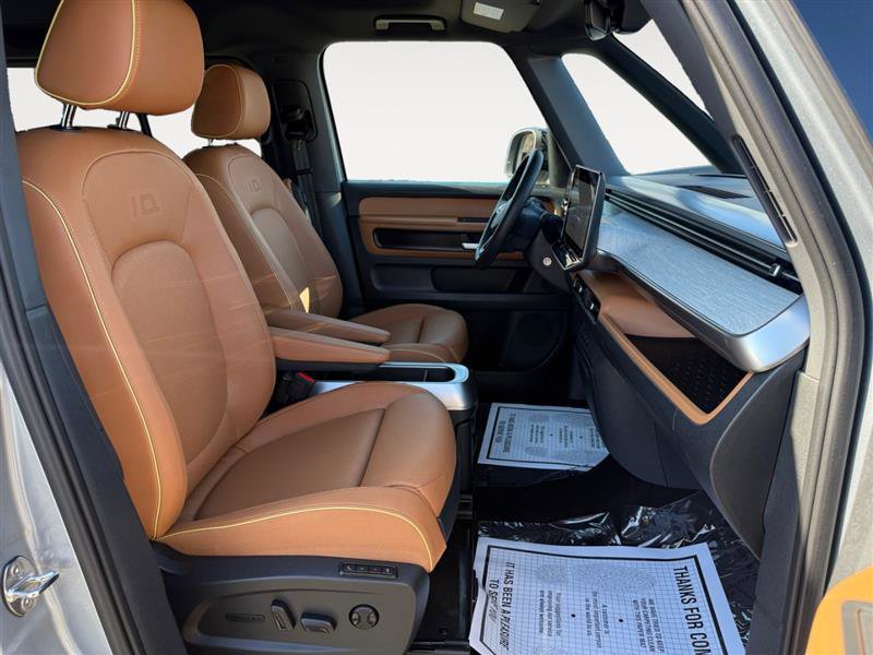 Used 2025 Volkswagen ID. Buzz Pro S image 17