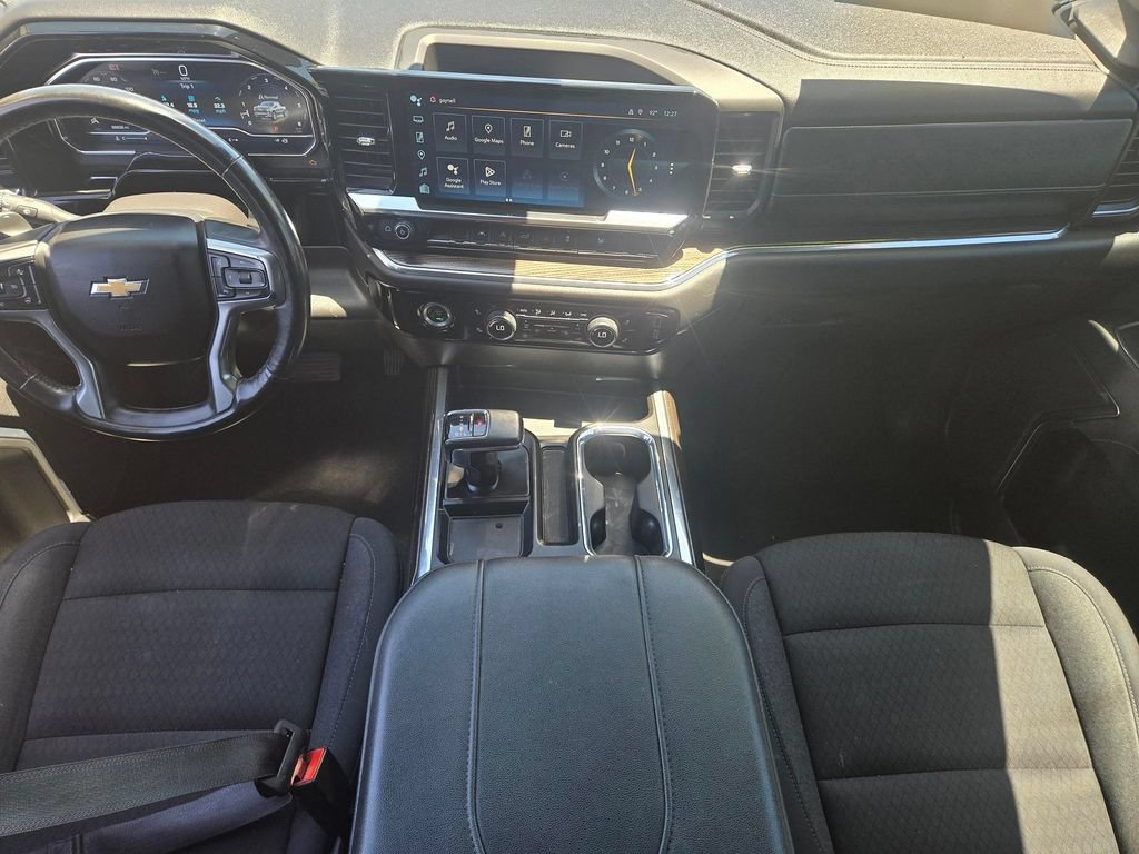 Used 2024 Chevrolet Silverado 1500 LT RWD image 7