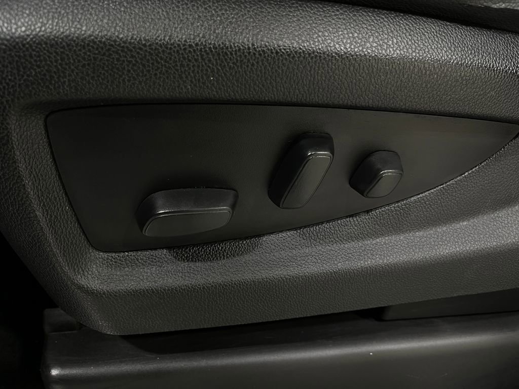 Used 2017 Chevrolet Tahoe LT image 20