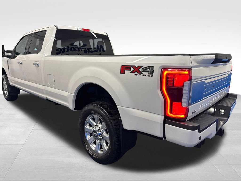 Used 2019 Ford F350 Platinum w/ FX4 Off-Road Package AWD/4WD image 3