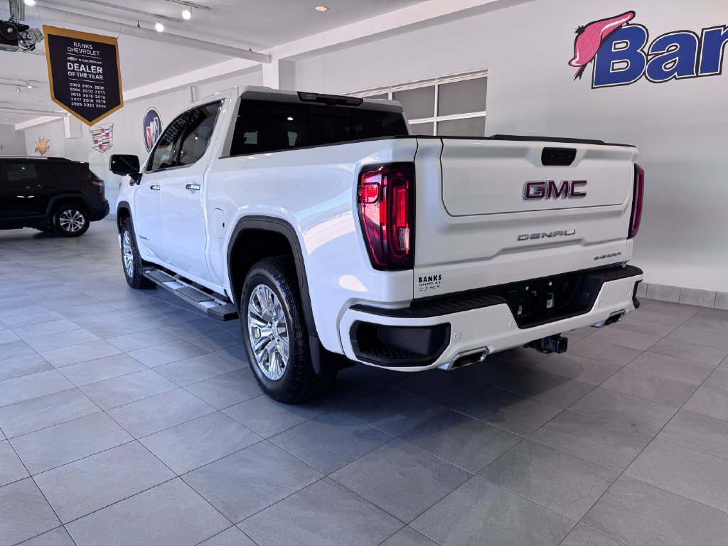 Certified 2023 GMC Sierra 1500 Denali w/ Technology Package AWD/4WD image 5