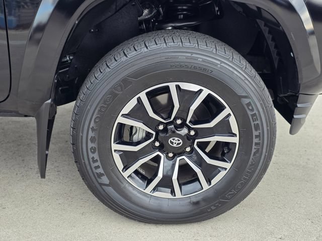 Used 2021 Toyota Tacoma TRD Sport w/ Technology Package AWD/4WD image 8
