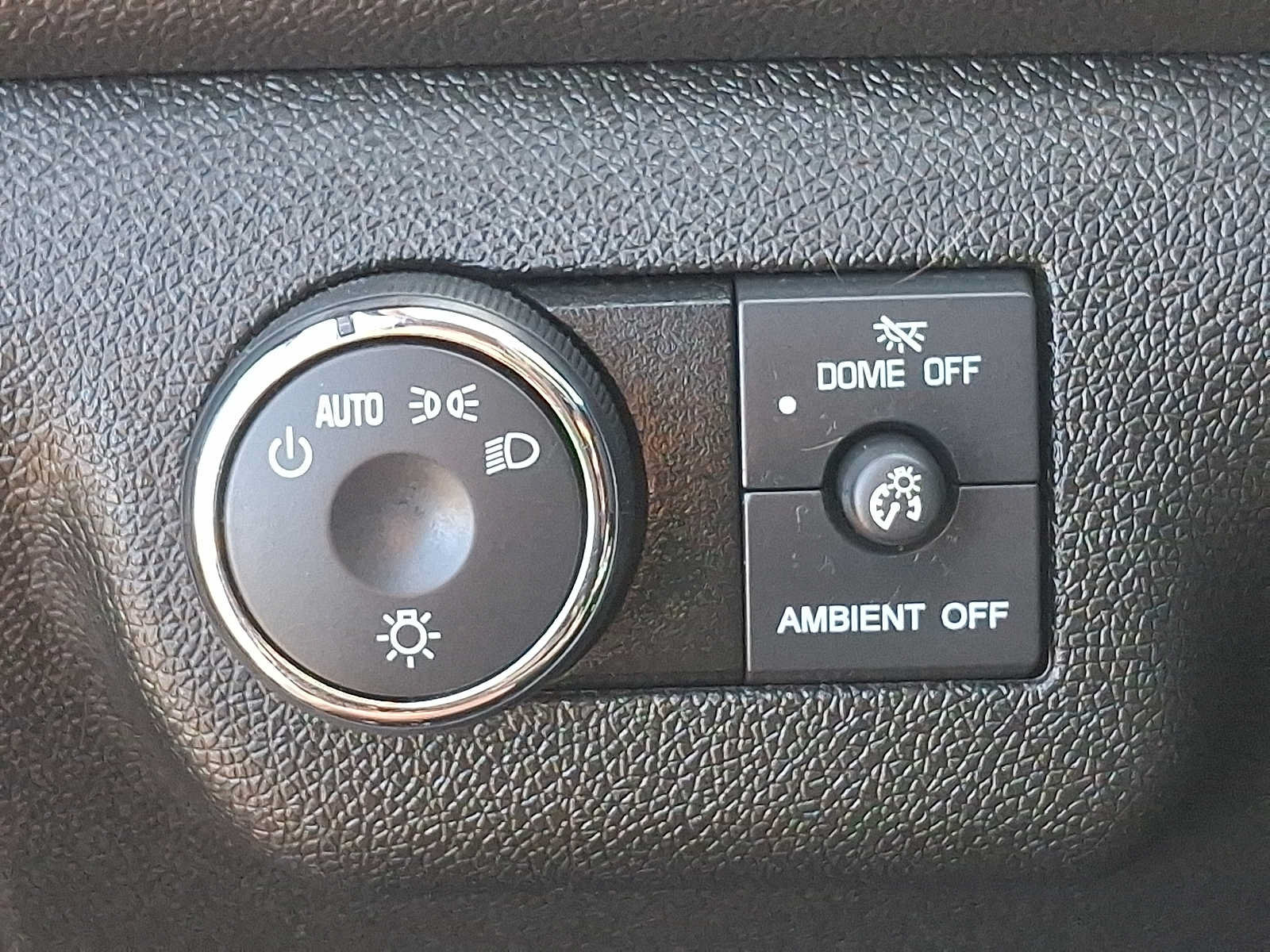 Used 2017 Buick Enclave Leather FWD image 24