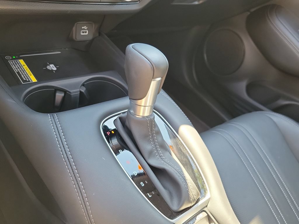 Used 2025 Honda HR-V EX-L image 32