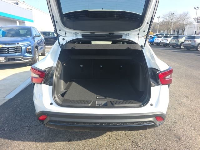 New 2026 Chevrolet Trax RS w/ Driver Confidence Package FWD image 33