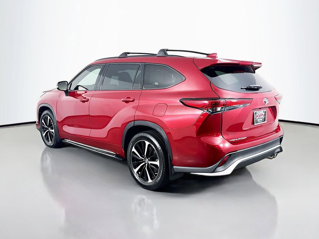 Used 2021 Toyota Highlander XSE image 7